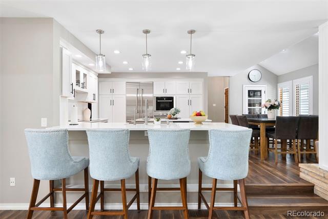 7703 S Grape Court