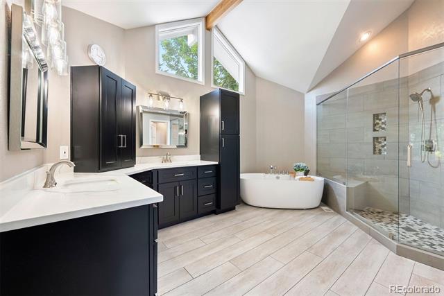 7703 S Grape Court