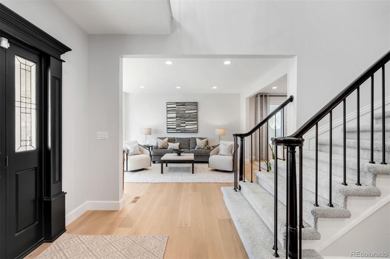 8027 S Fairfax Court