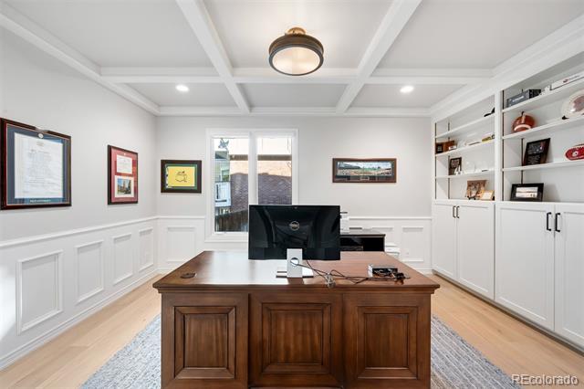 8027 S Fairfax Court