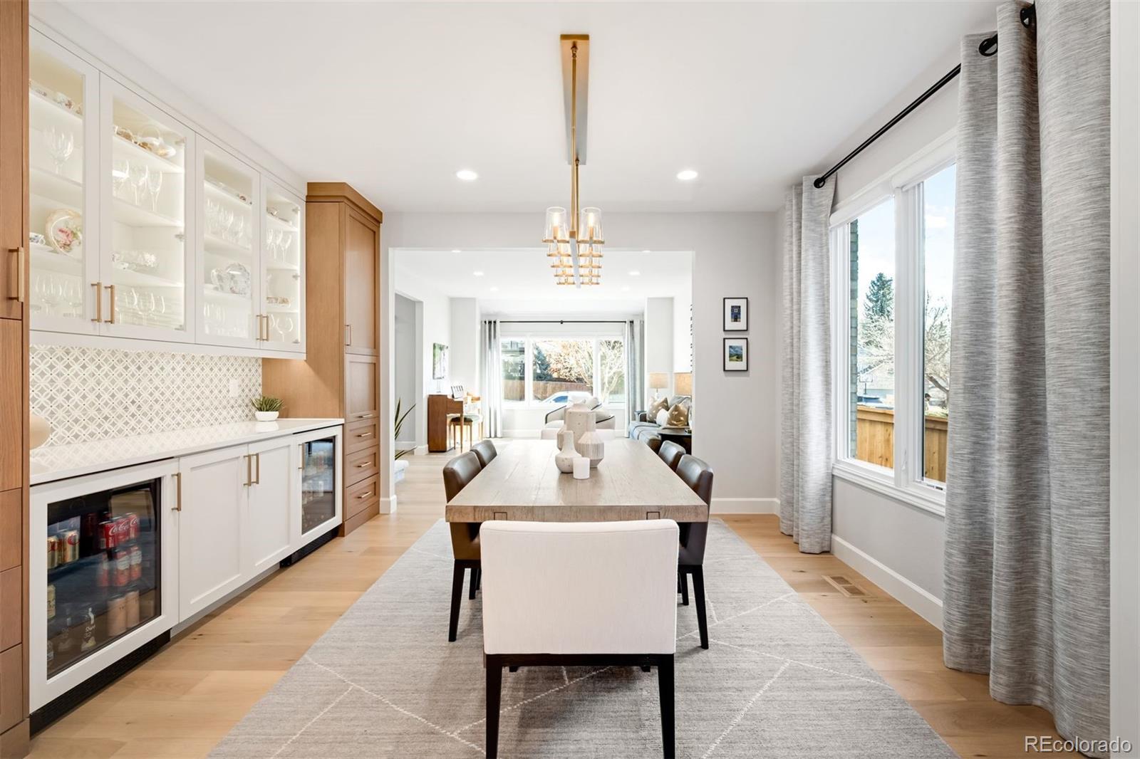 8027 S Fairfax Court