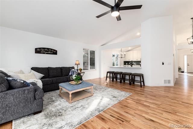8896 Goosander Way