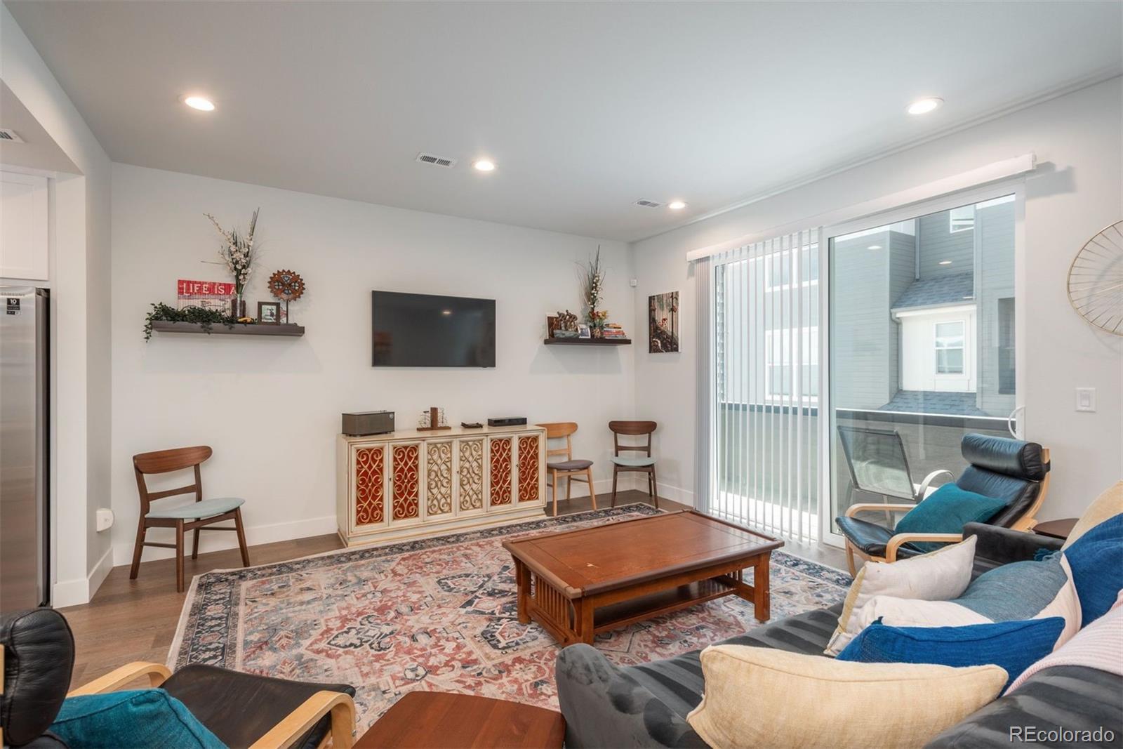 5419 Allison Street Unit: G