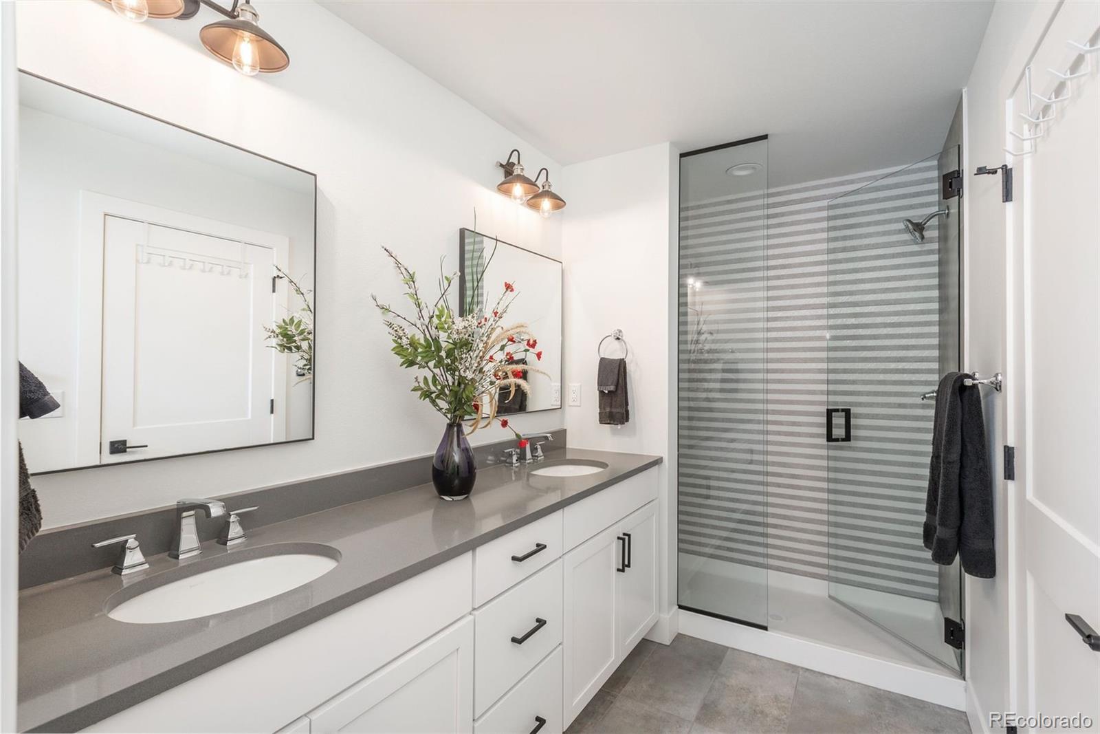 5419 Allison Street Unit: G