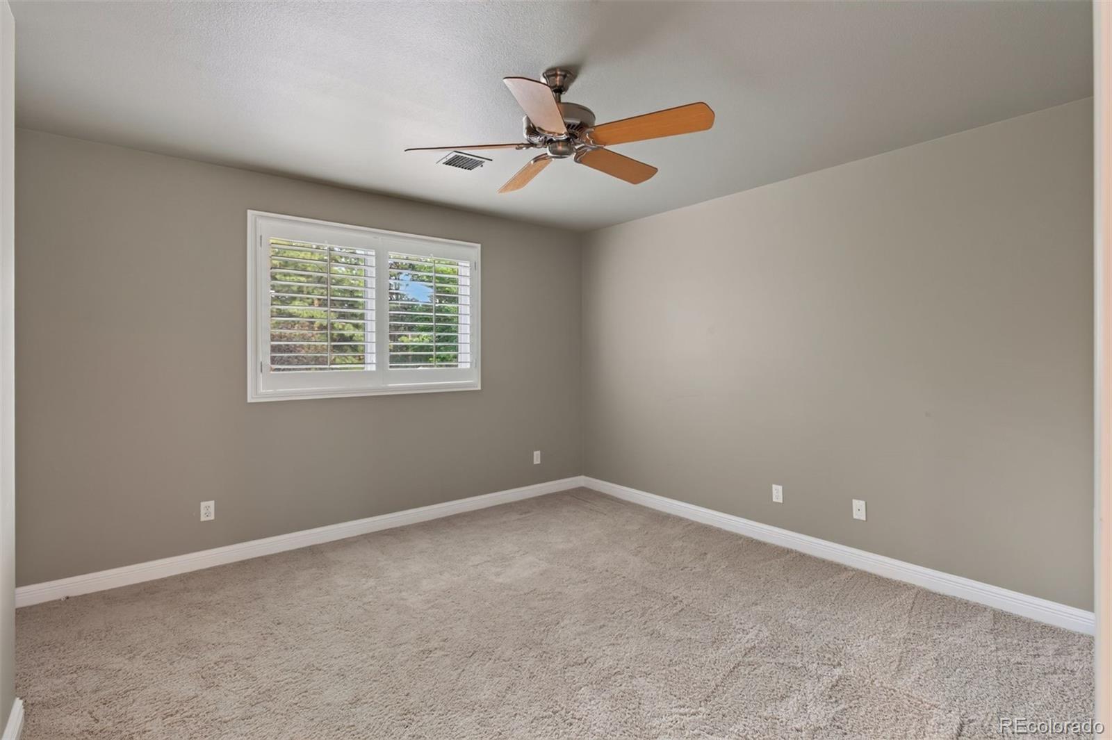 5440 S Grape Lane