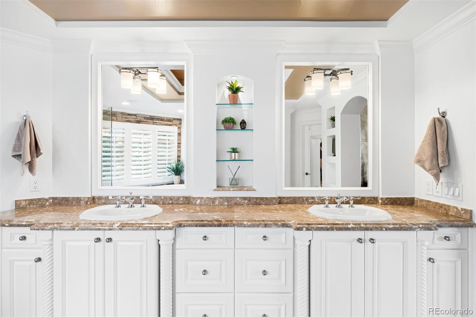 9329 E Star Hill Trail