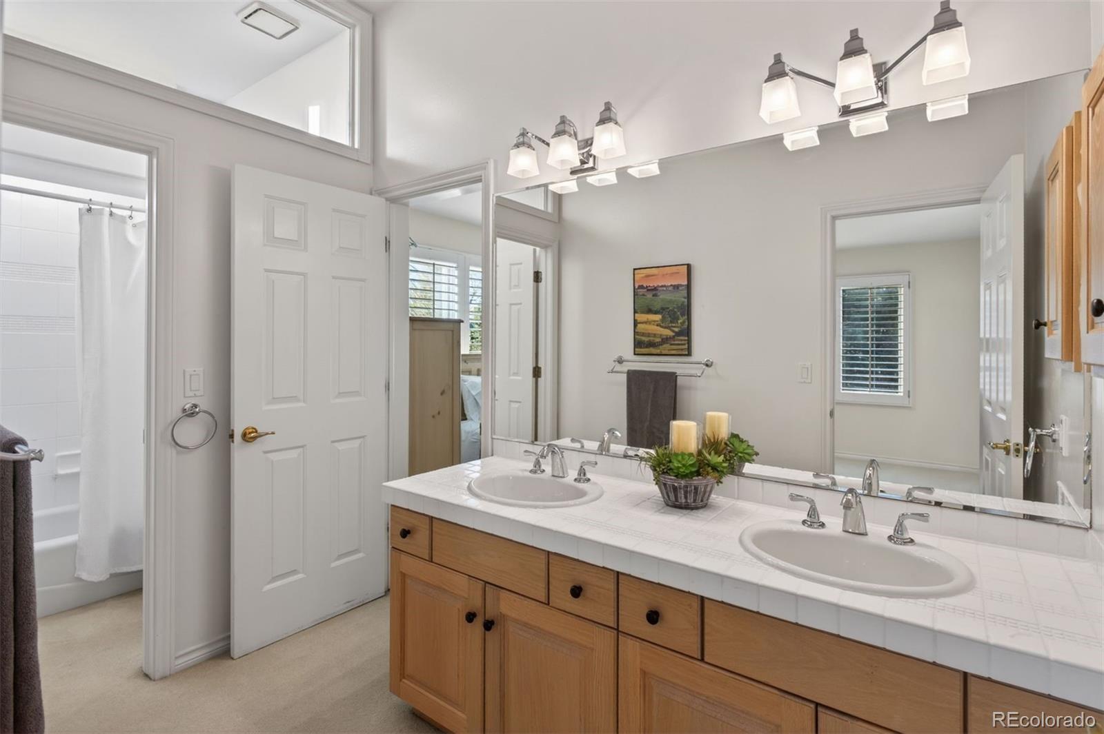 5440 E Mineral Circle