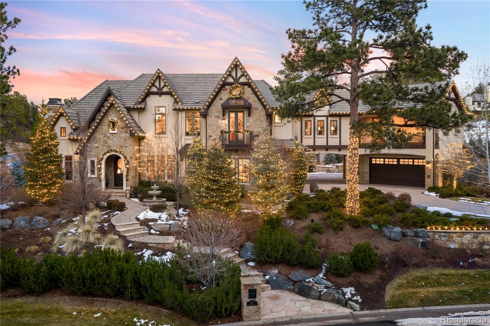 2198 Avenida Del Sol