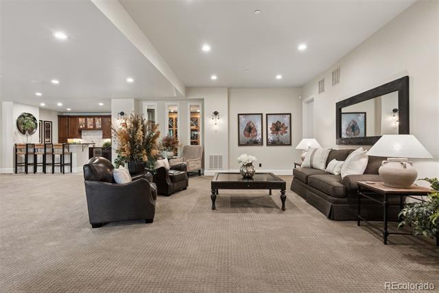 2198 Avenida Del Sol