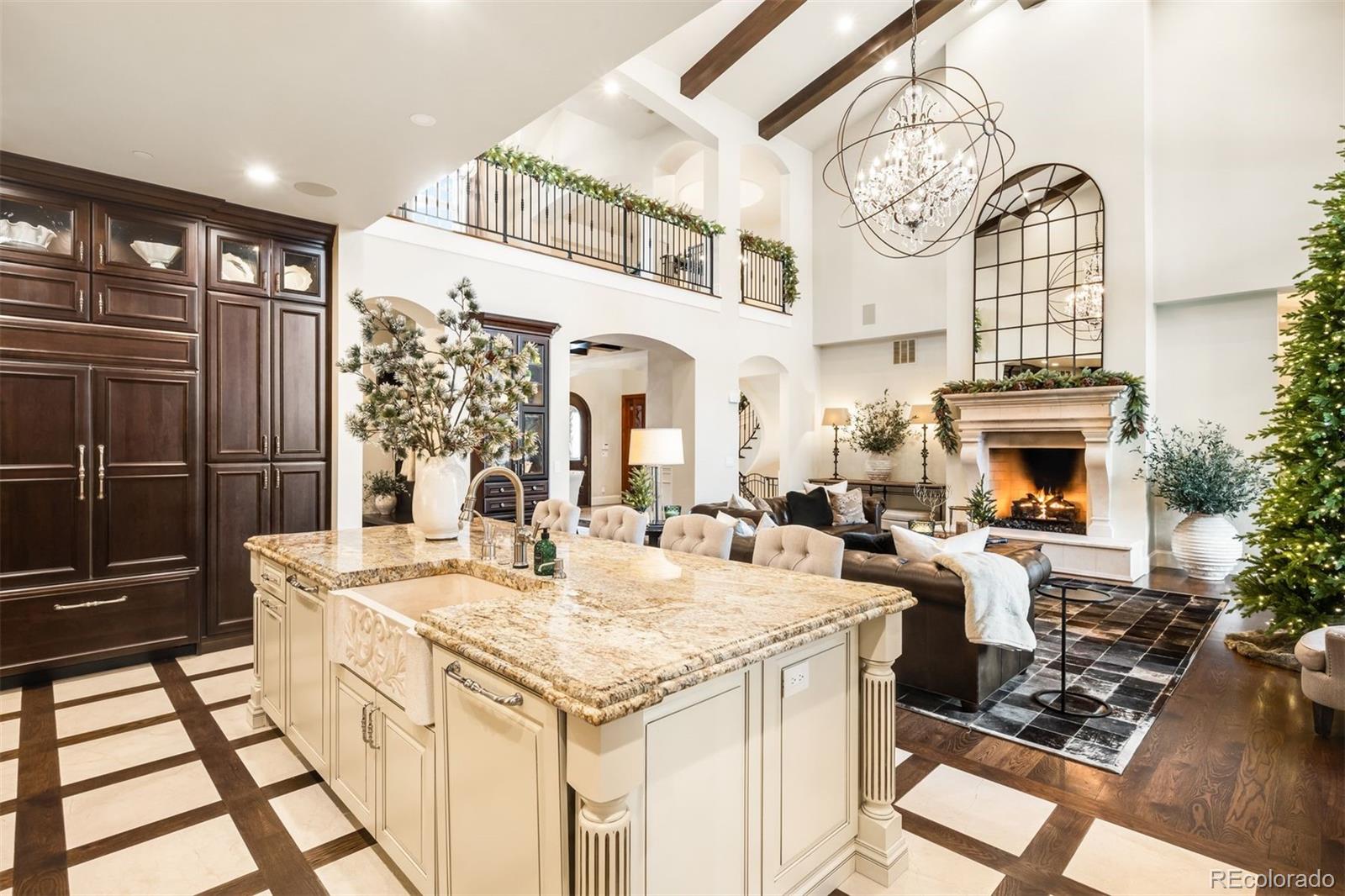 2198 Avenida Del Sol