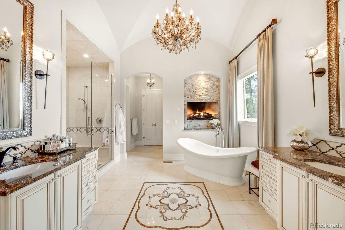 2198 Avenida Del Sol