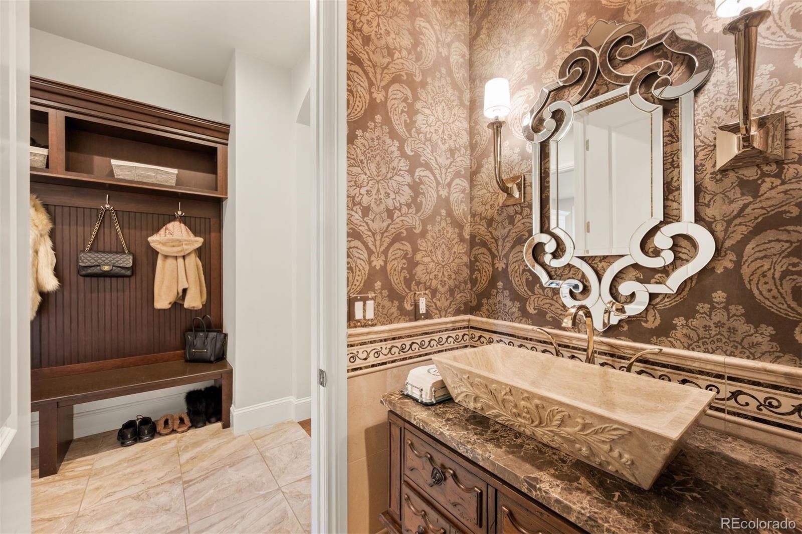 2198 Avenida Del Sol