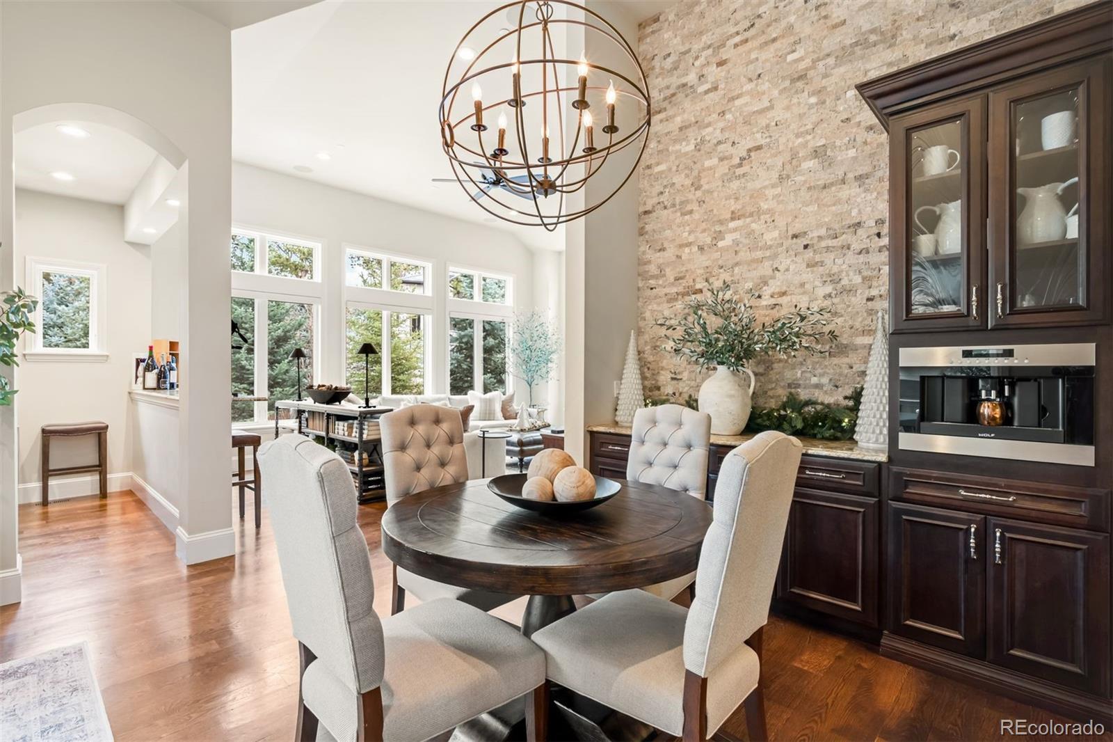 2198 Avenida Del Sol