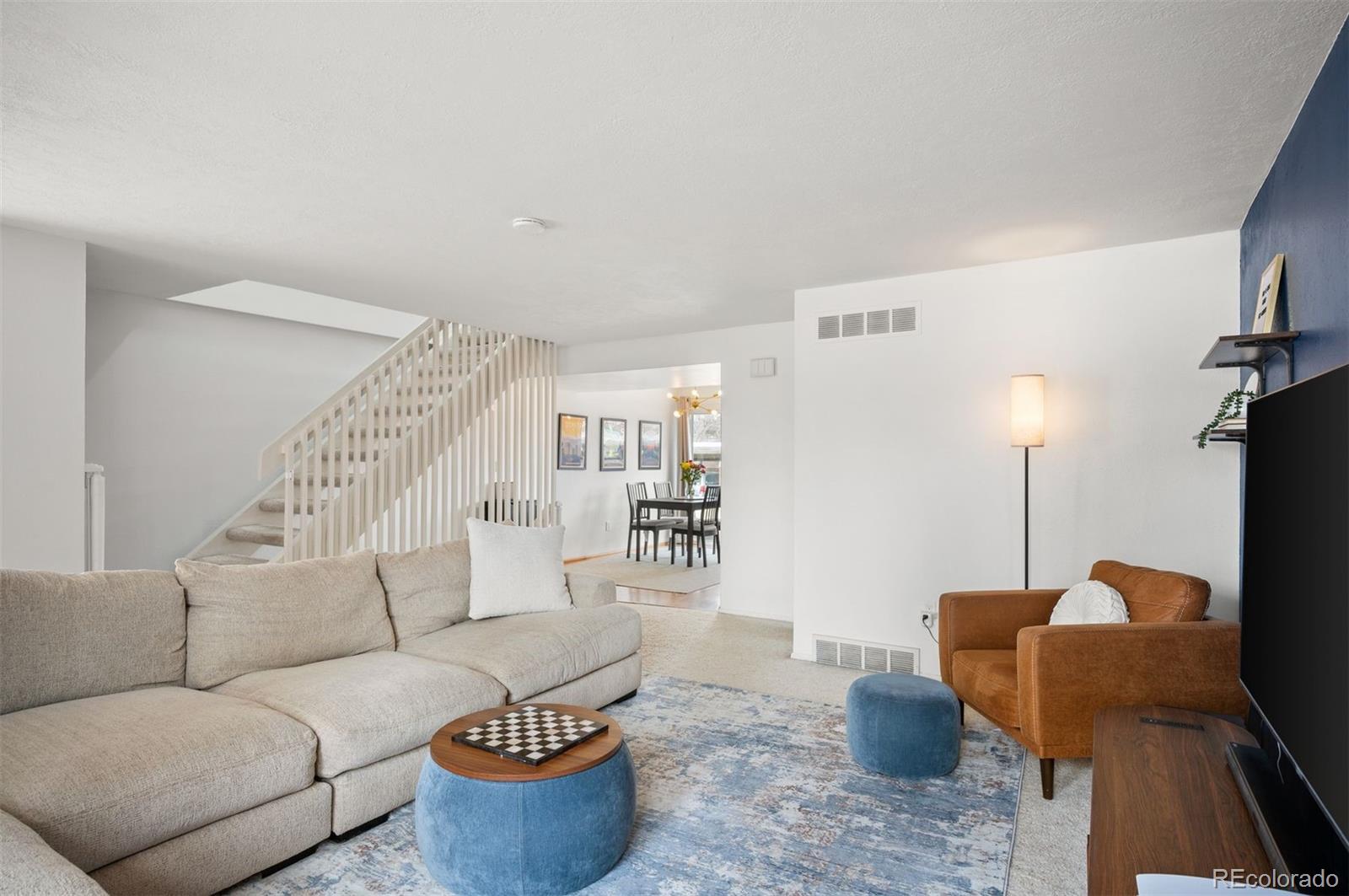 4367 E Maplewood Way