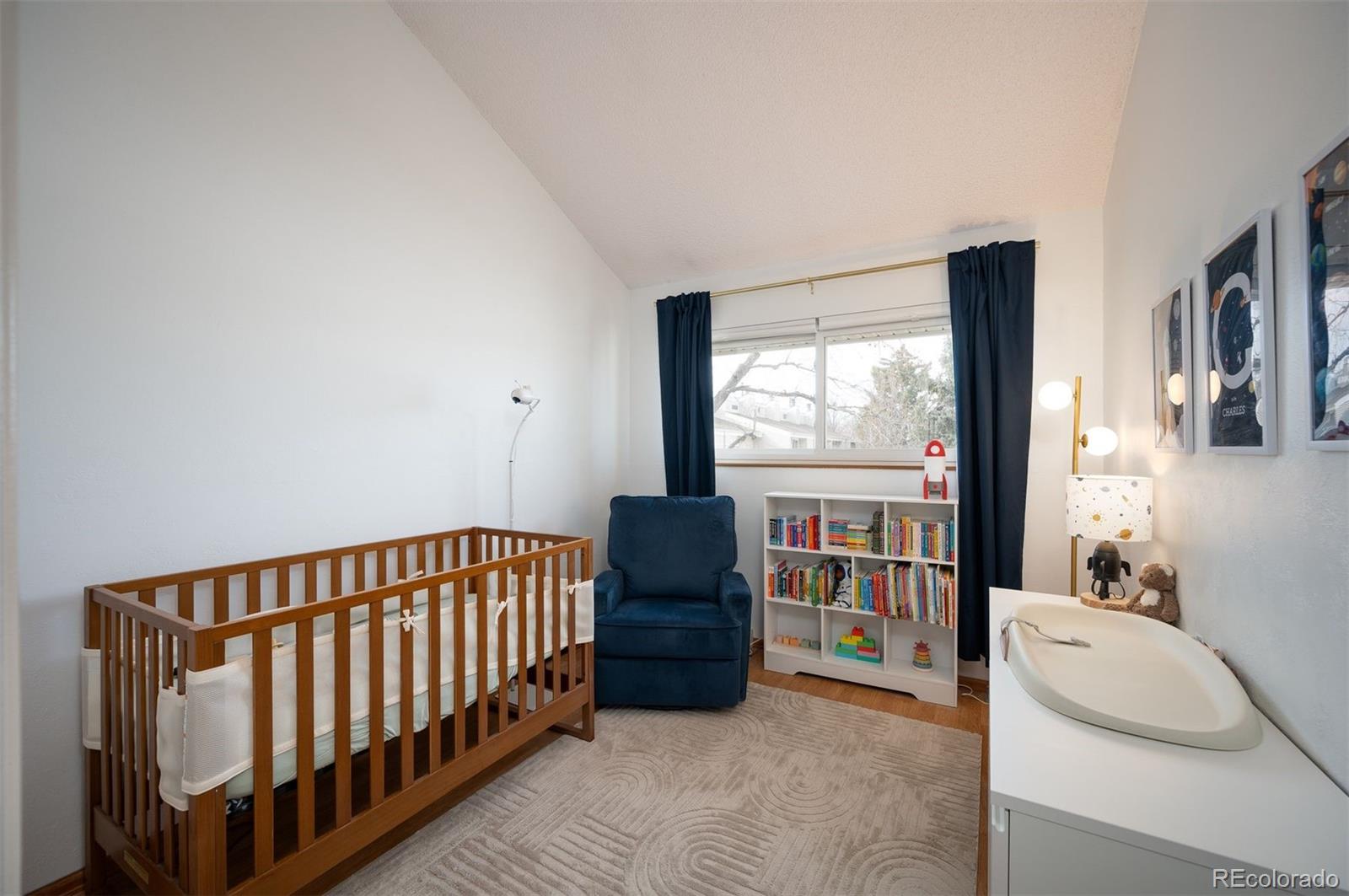 4367 E Maplewood Way