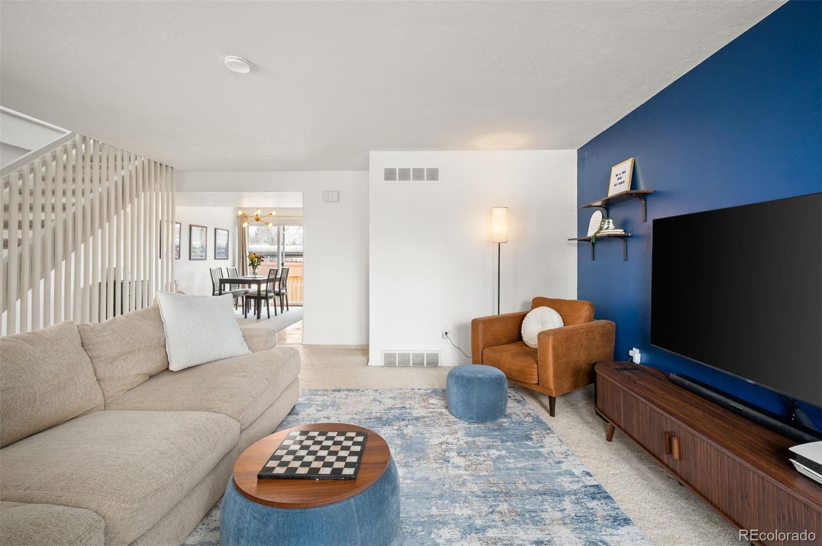 4367 E Maplewood Way