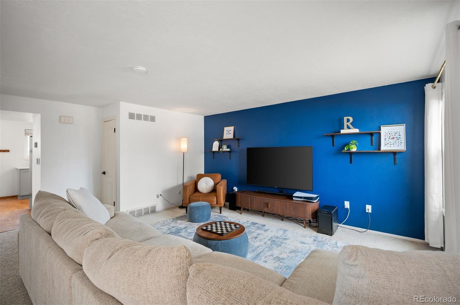 4367 E Maplewood Way