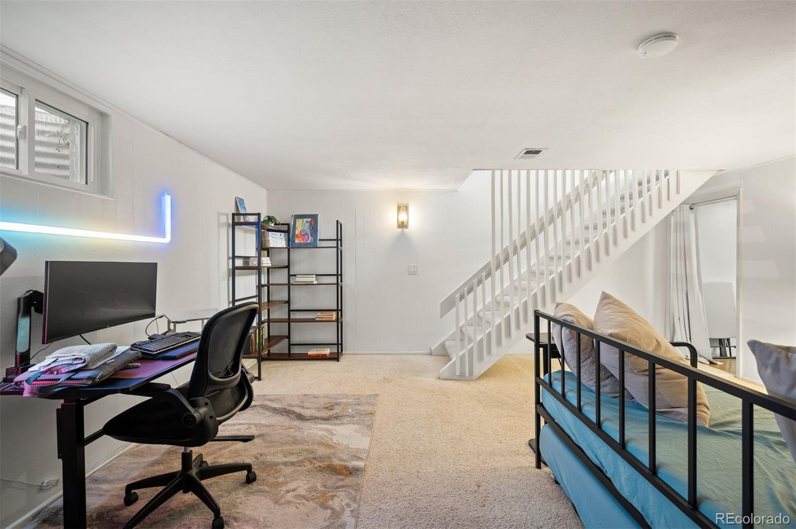 4367 E Maplewood Way