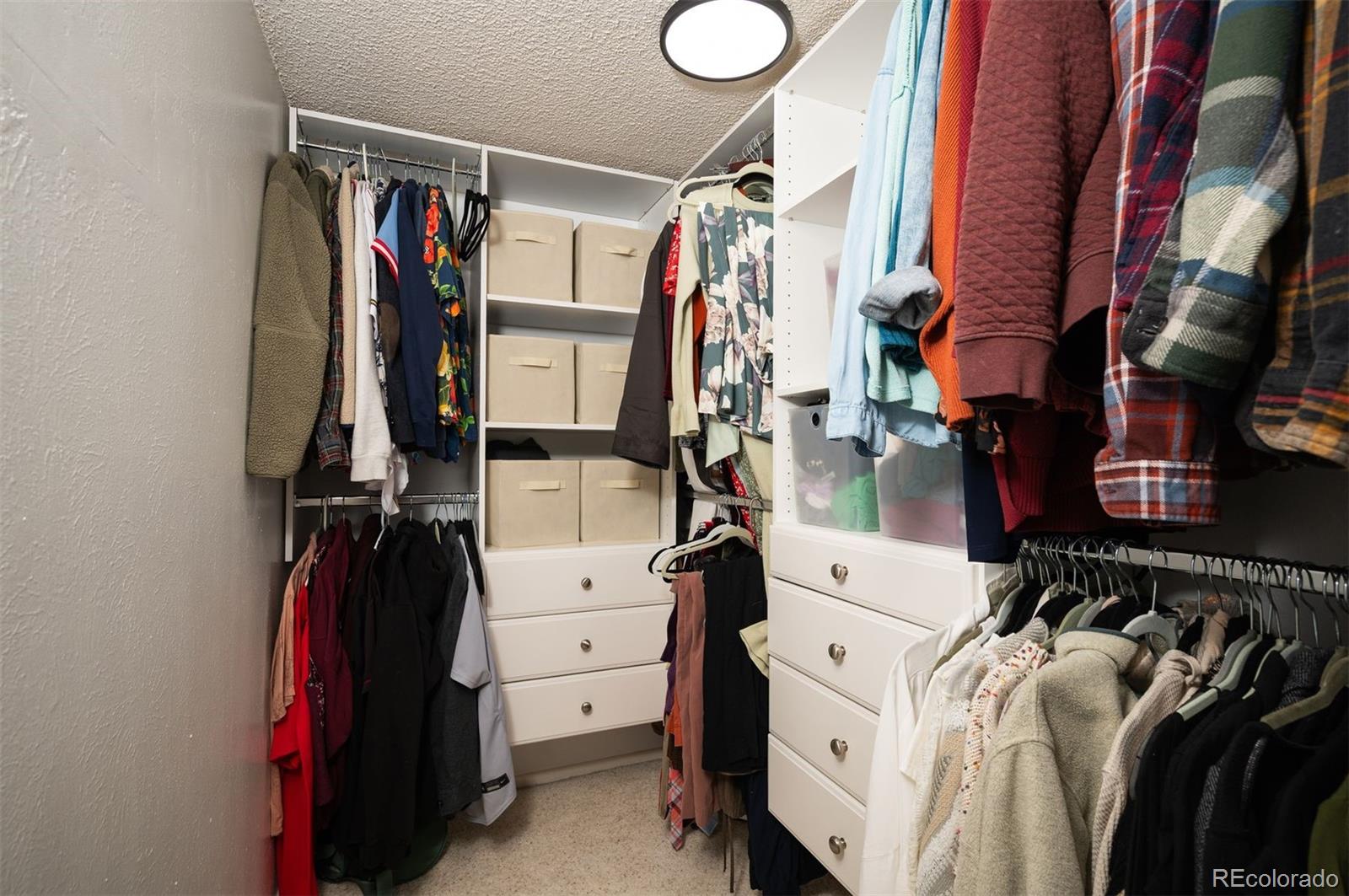 4367 E Maplewood Way