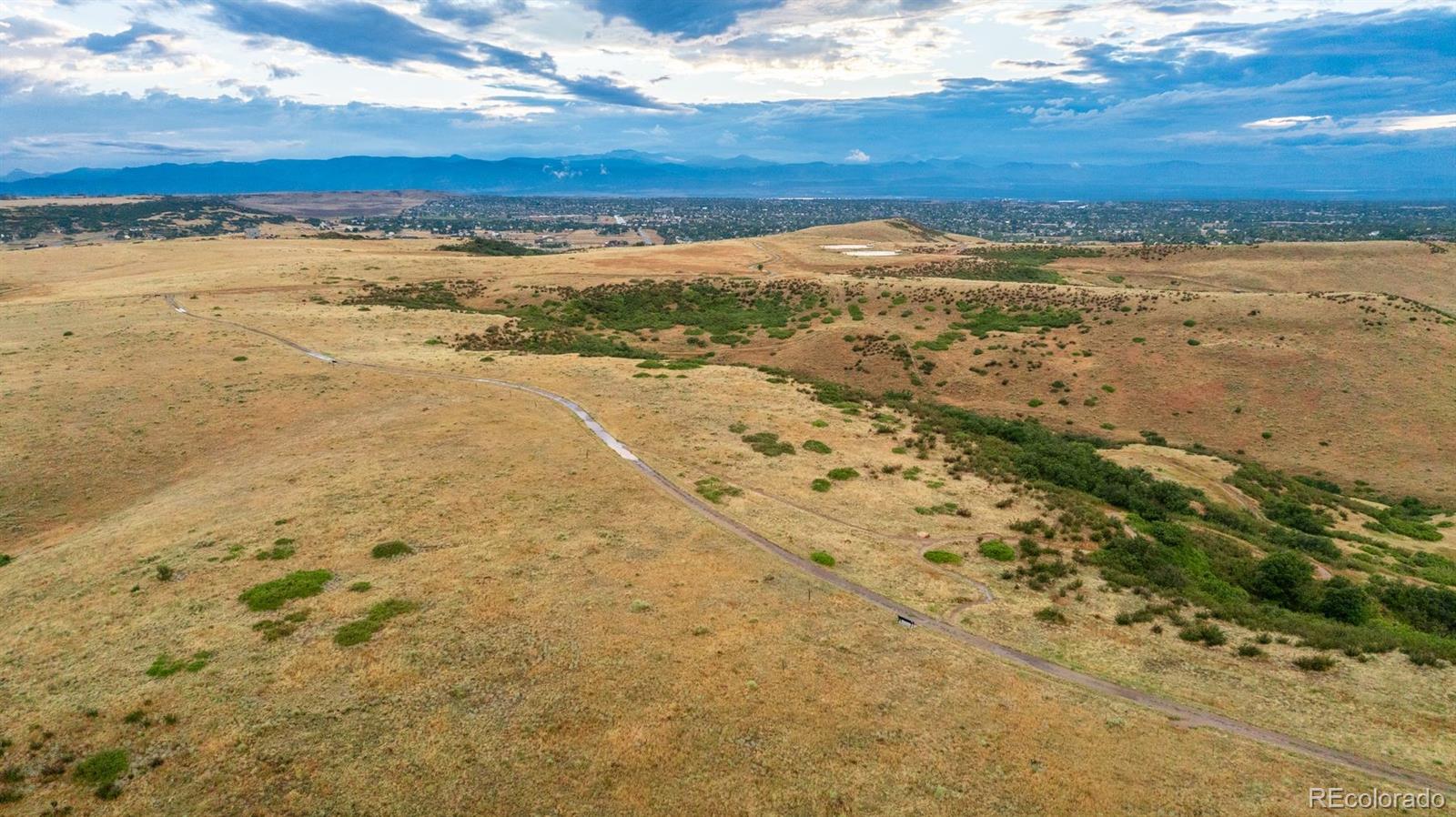 9398 Rockbluff Point