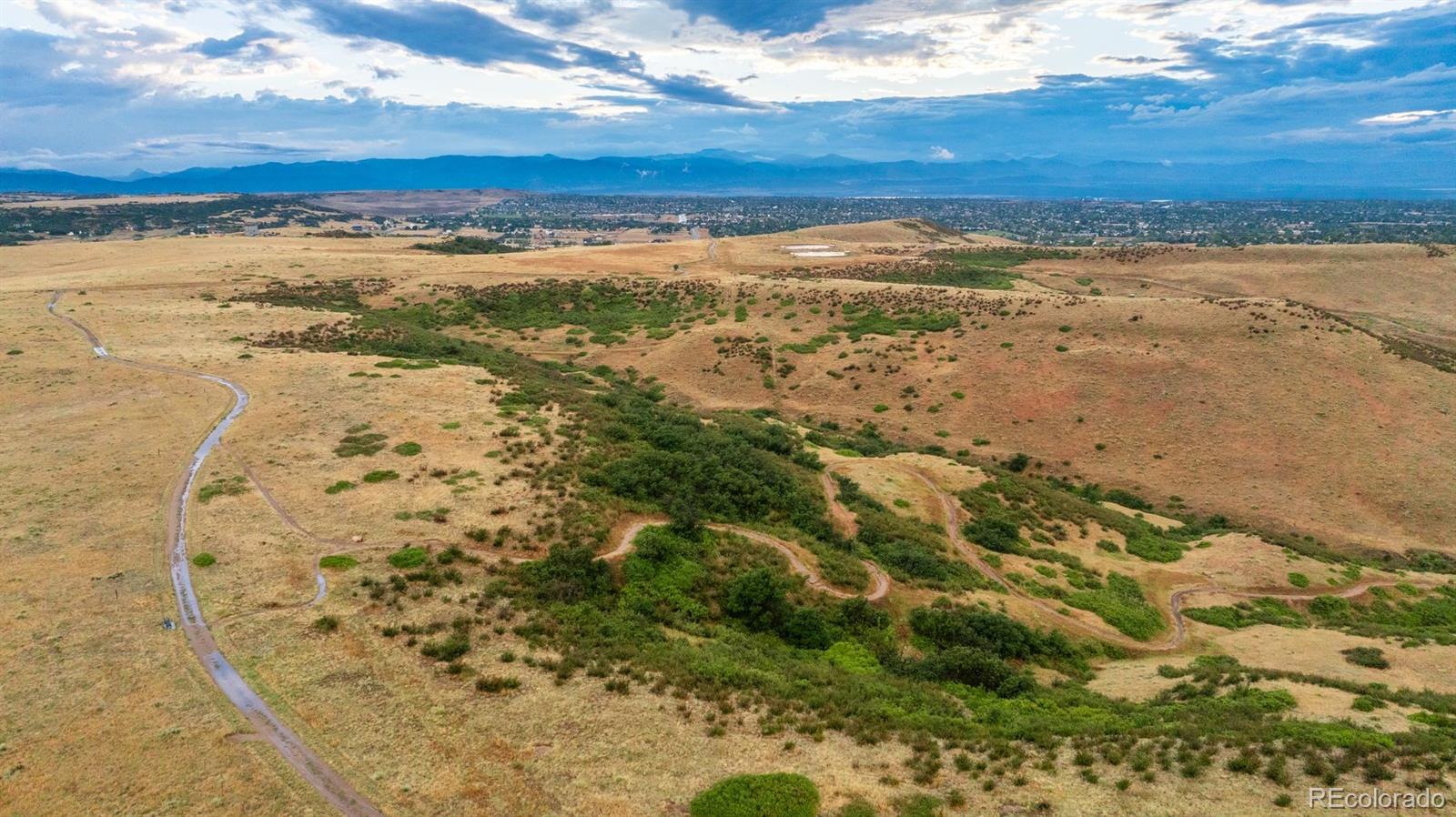 9398 Rockbluff Point