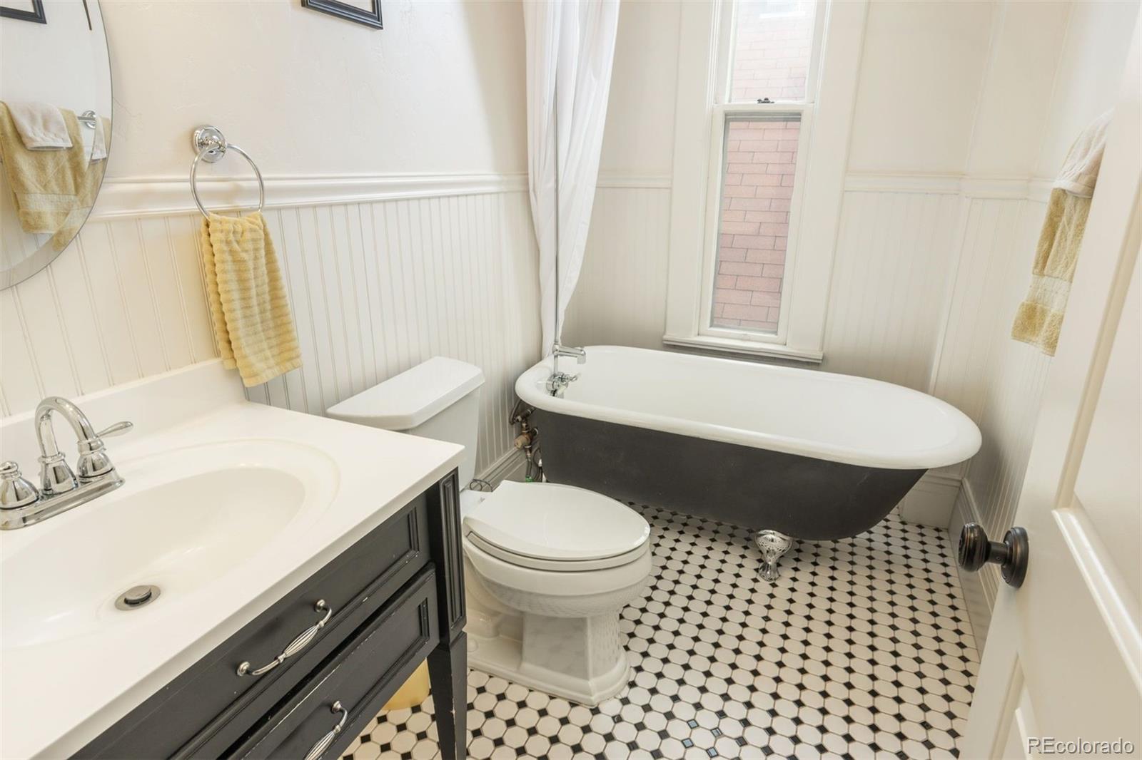 2529 California Street