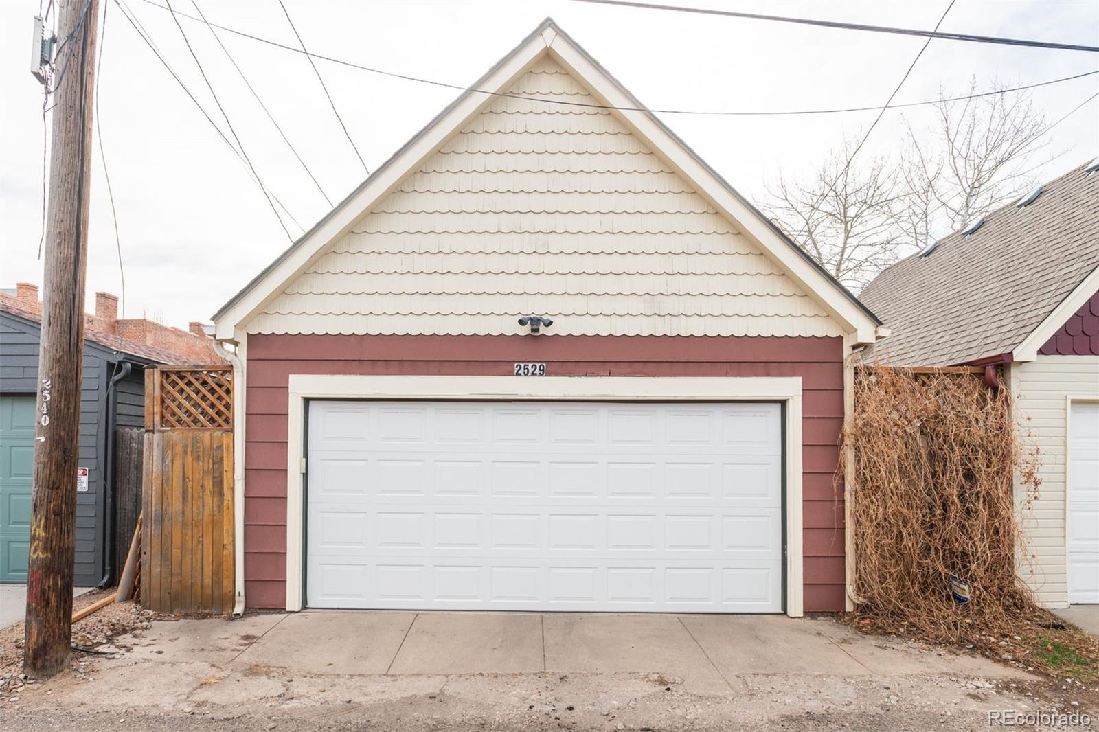 2529 California Street