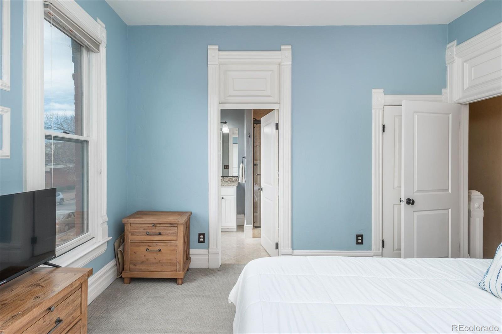 2529 California Street