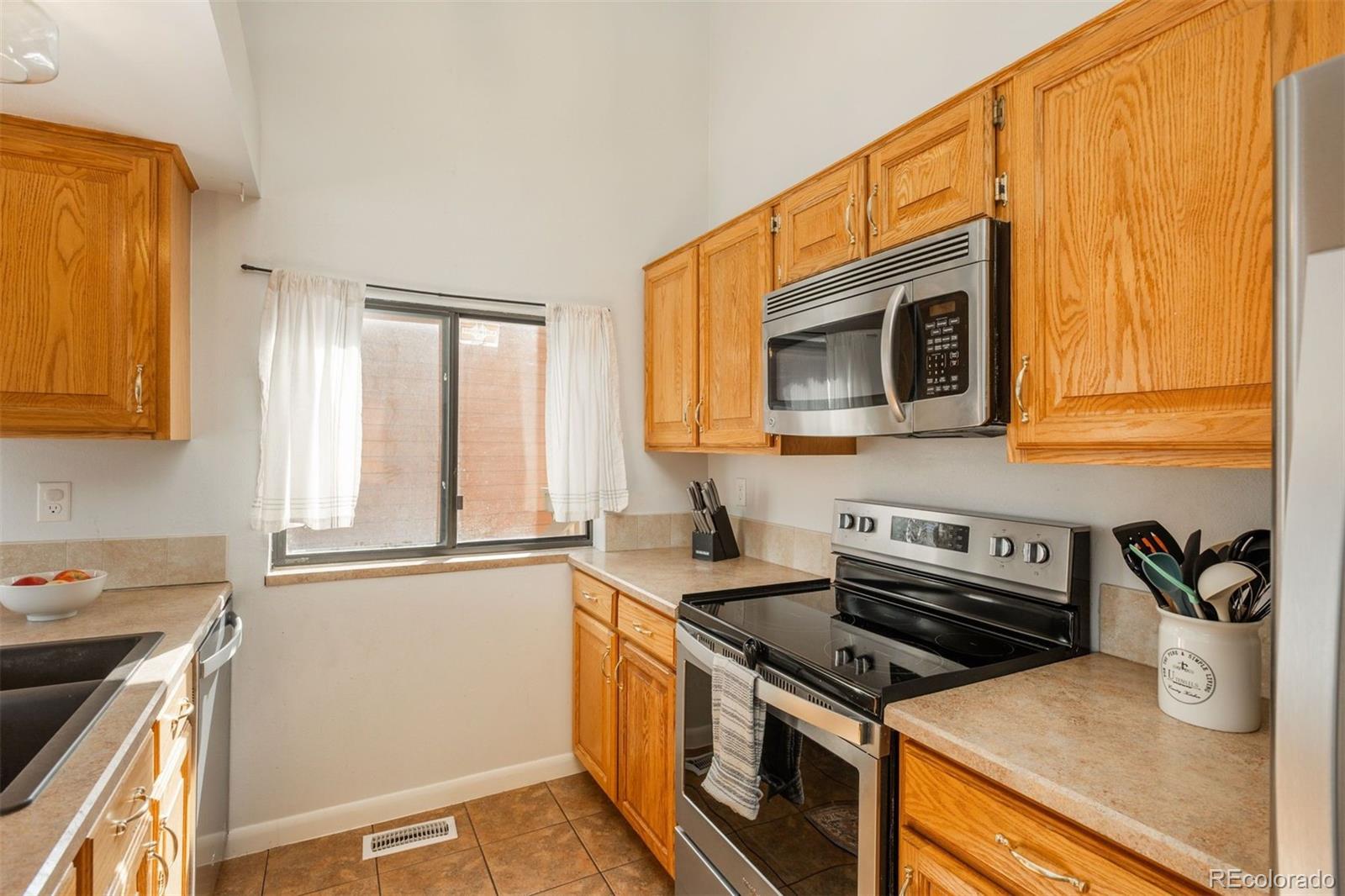 4218 S Richfield Street