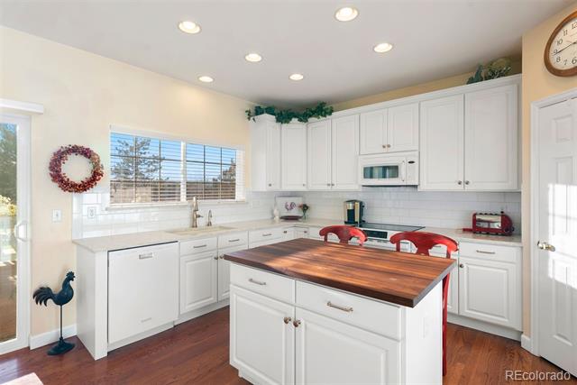 4758 Adelaide Place