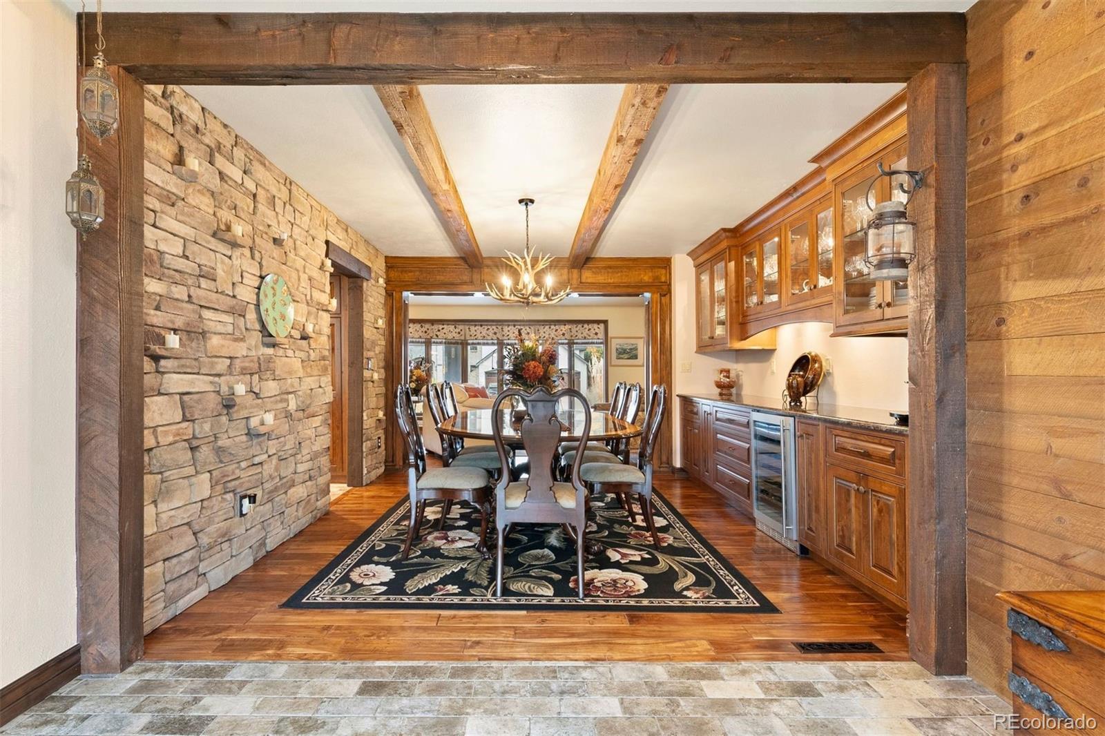 5038 E Nichols Place