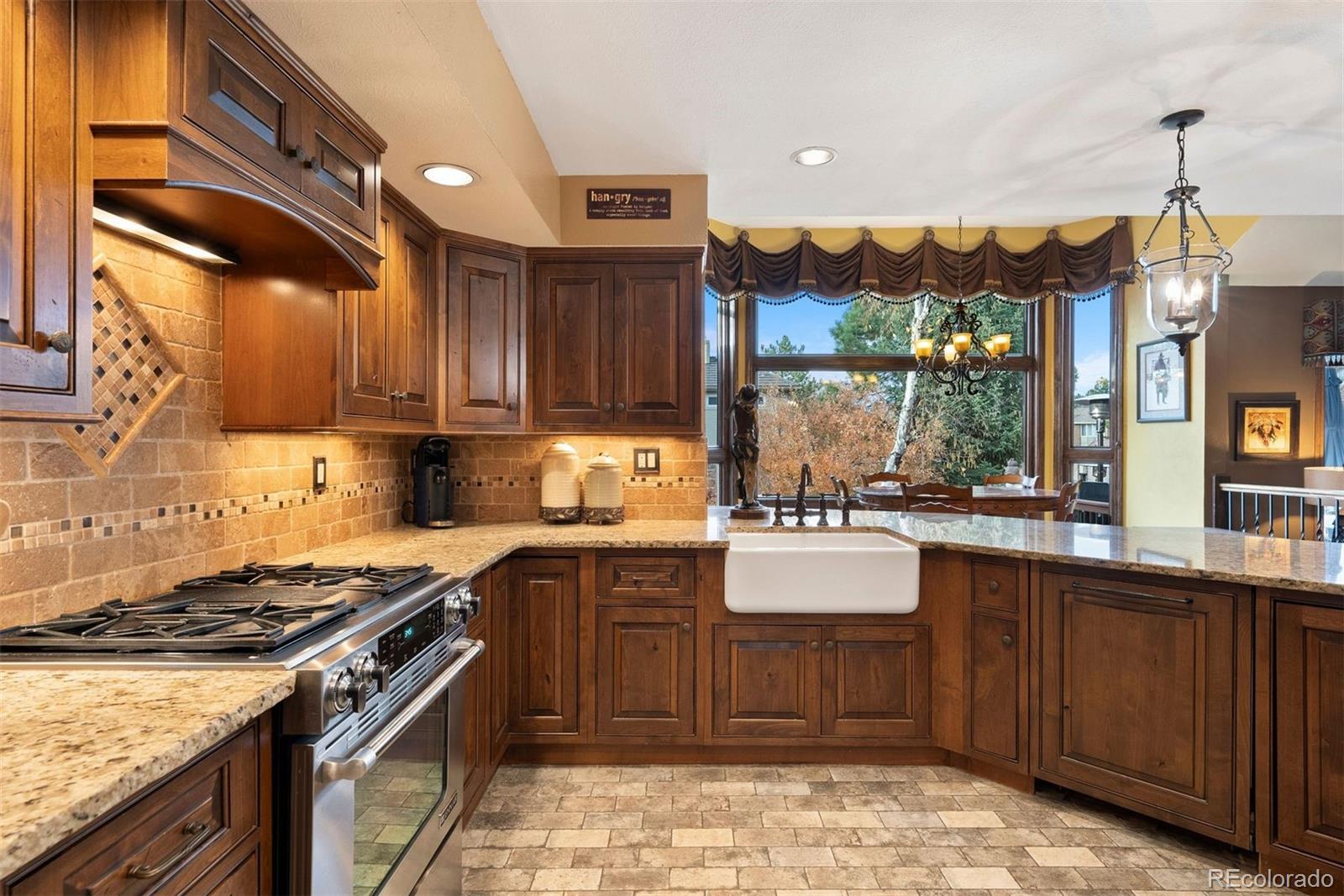 5038 E Nichols Place