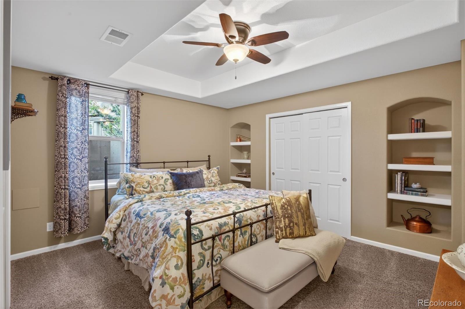 6257 Oxford Peak Court