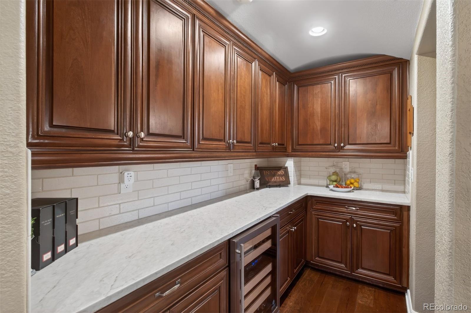 6257 Oxford Peak Court