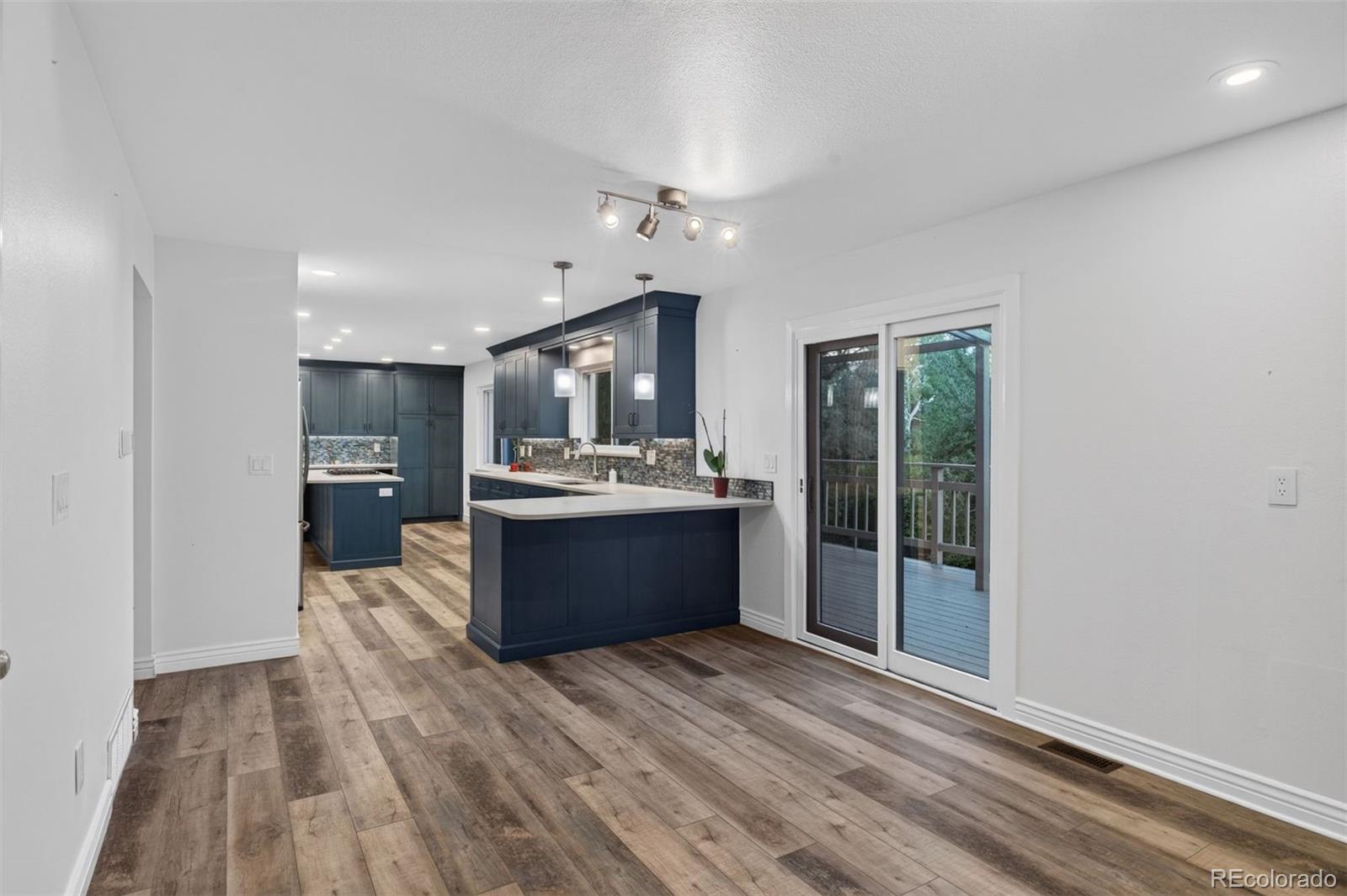 10562 E Maplewood Drive