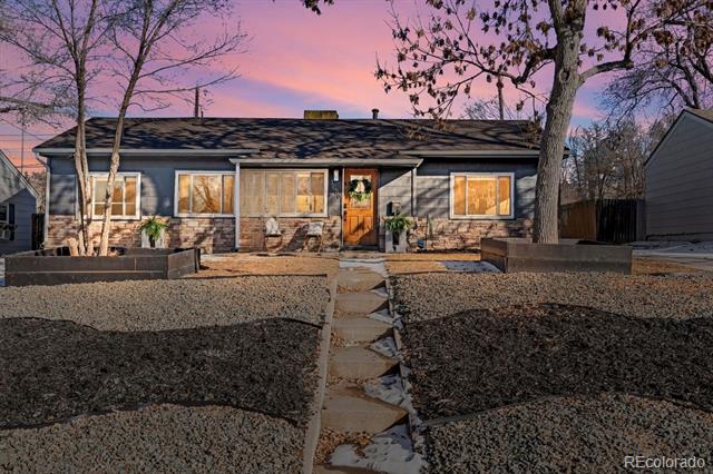 3088 S Grape Way