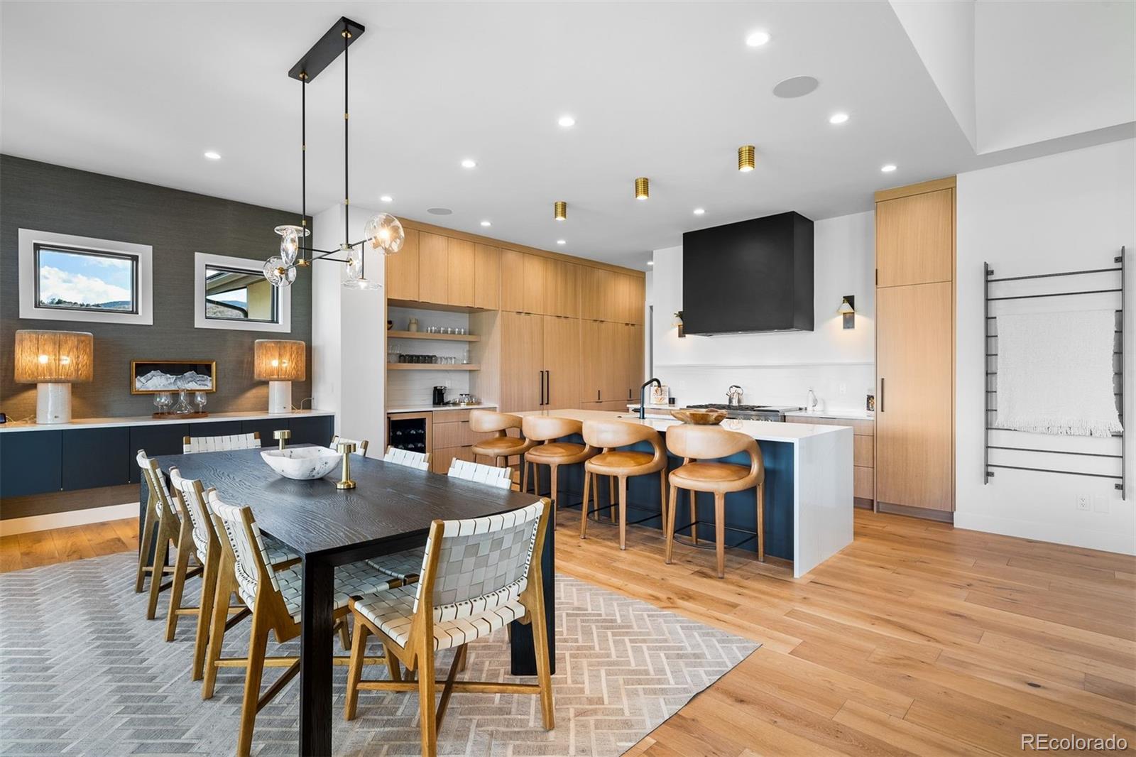 5815 Peppy San Circle