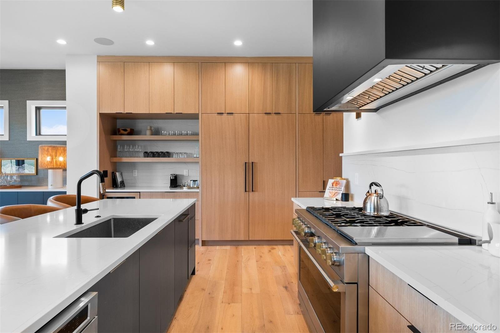 5815 Peppy San Circle