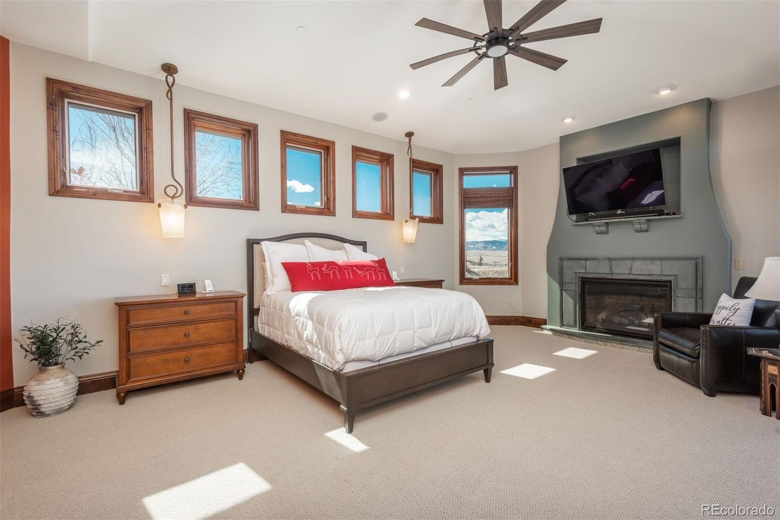 8871 Aspen Leaf Court