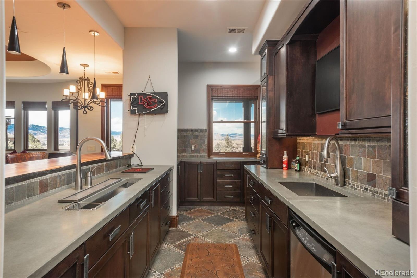 8871 Aspen Leaf Court