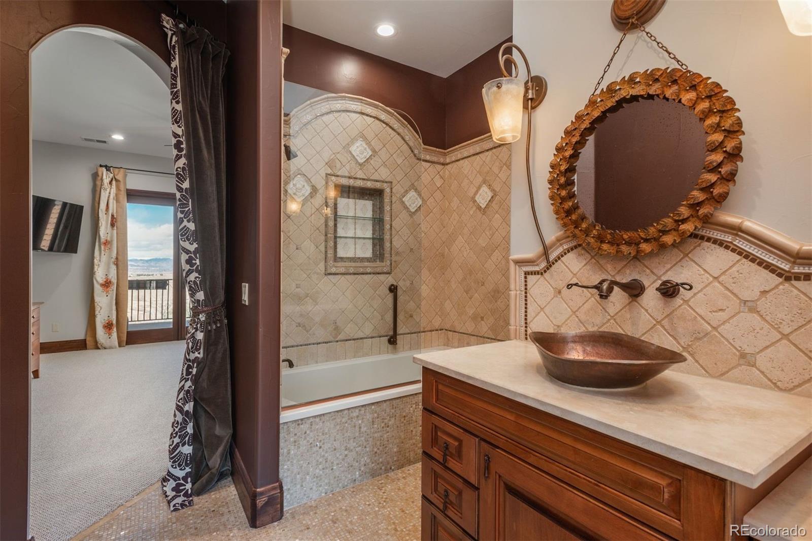 8871 Aspen Leaf Court