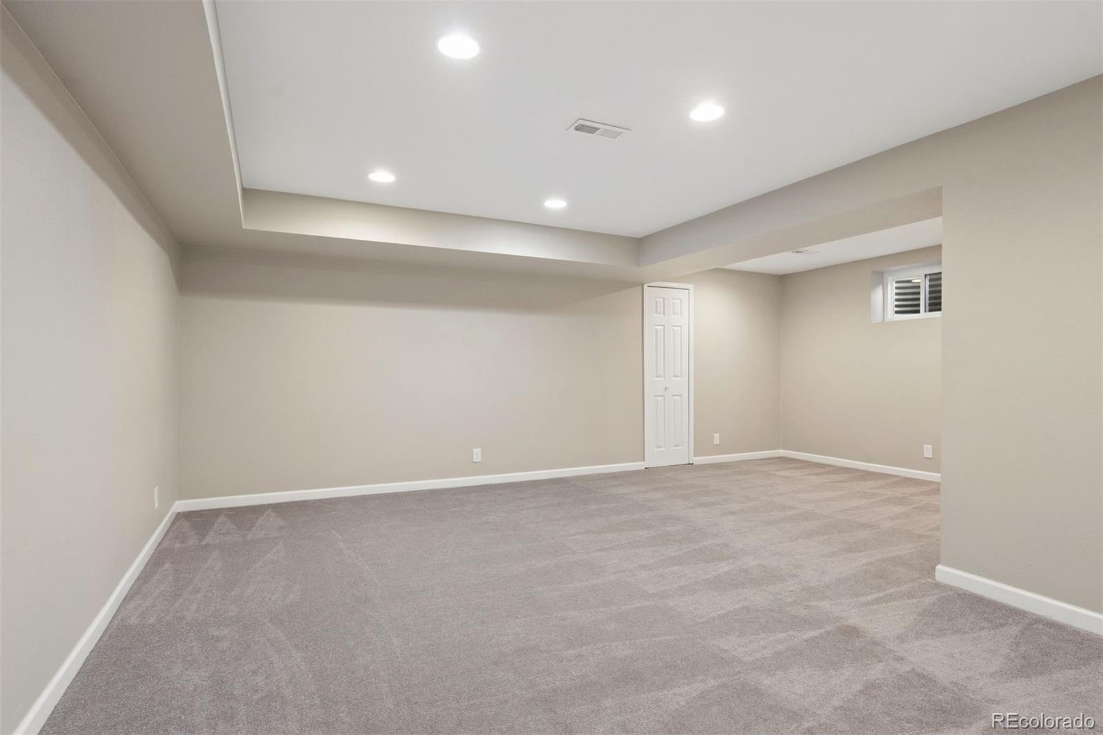 6043 E Briarwood Drive