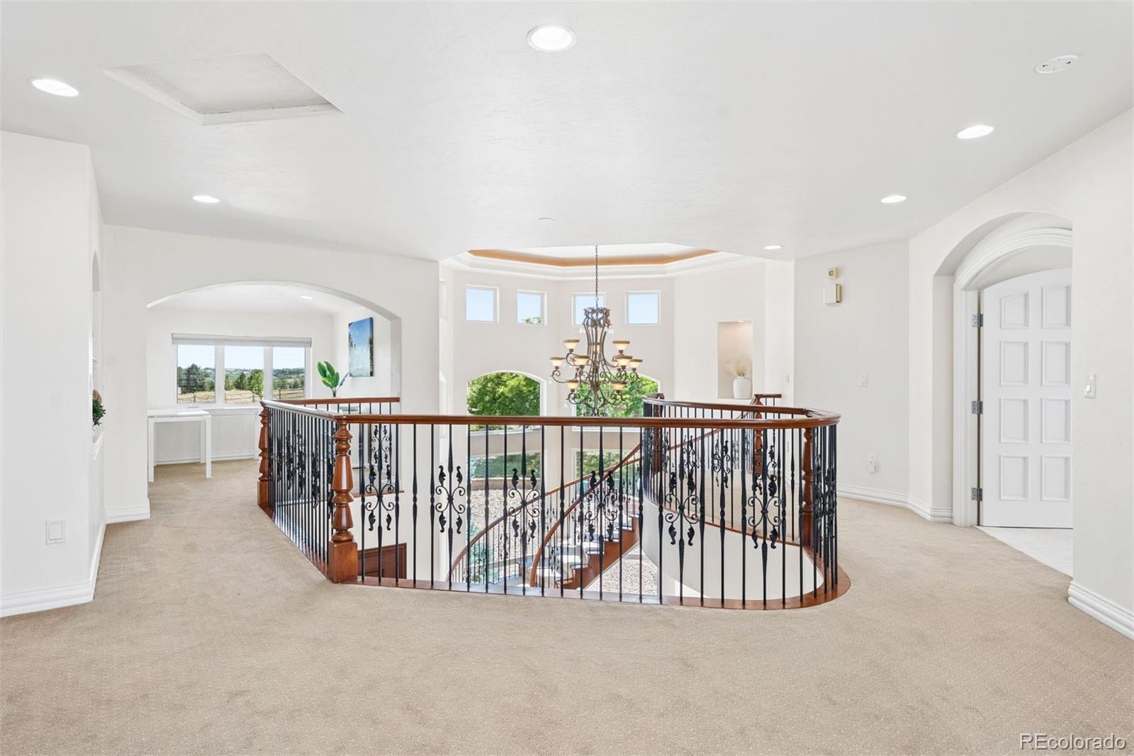 8926 Ridgepoint Way