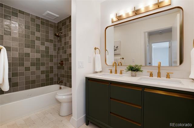 9695 E Kansas Circle Unit: 44