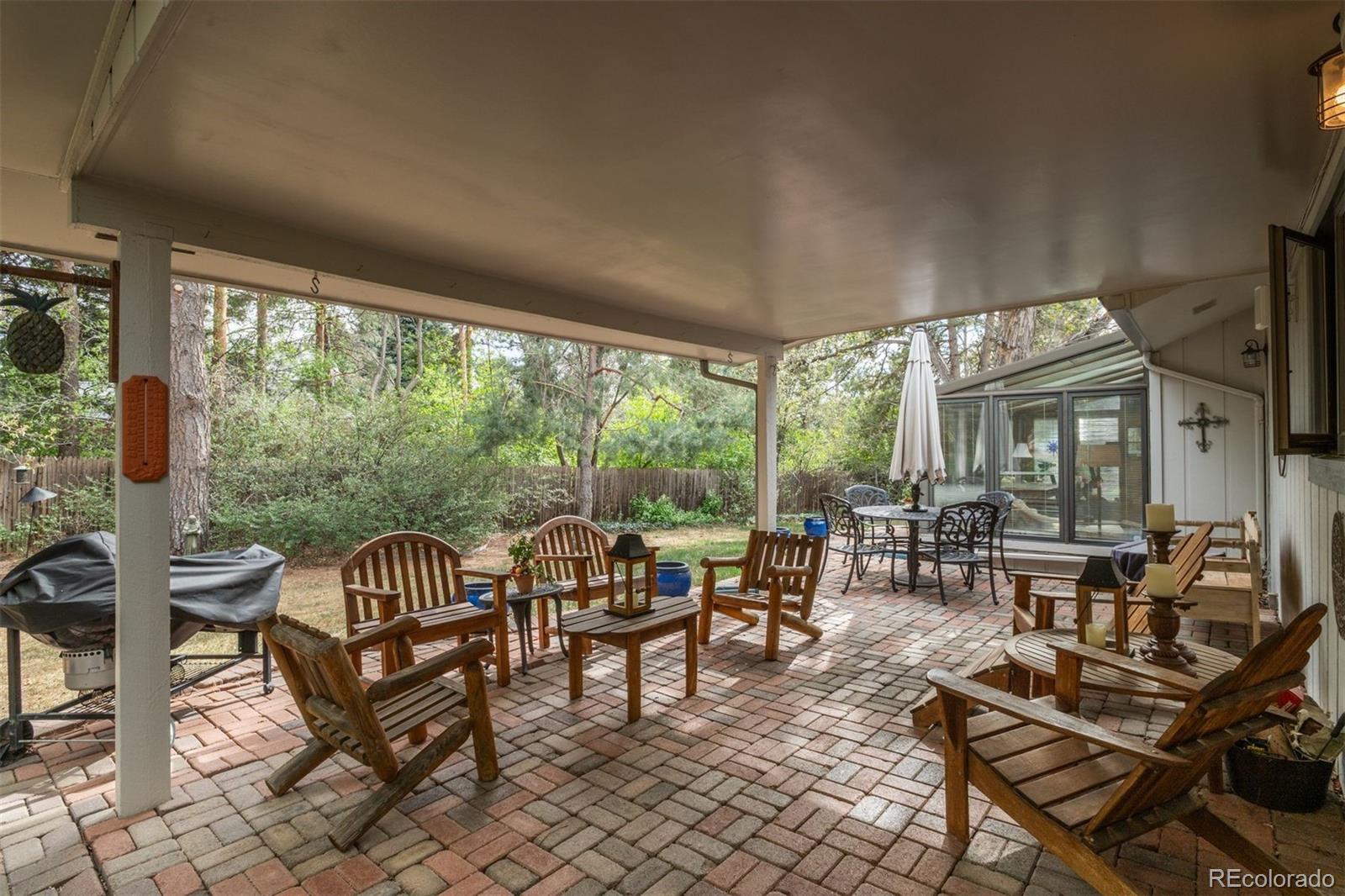 2002 Green Oaks Lane