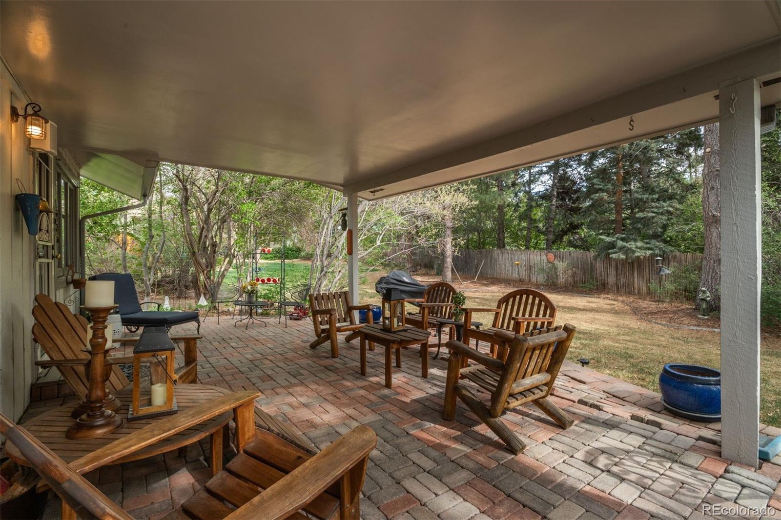 2002 Green Oaks Lane