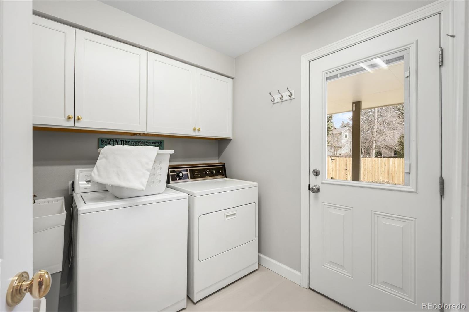 5832 S Geneva Street