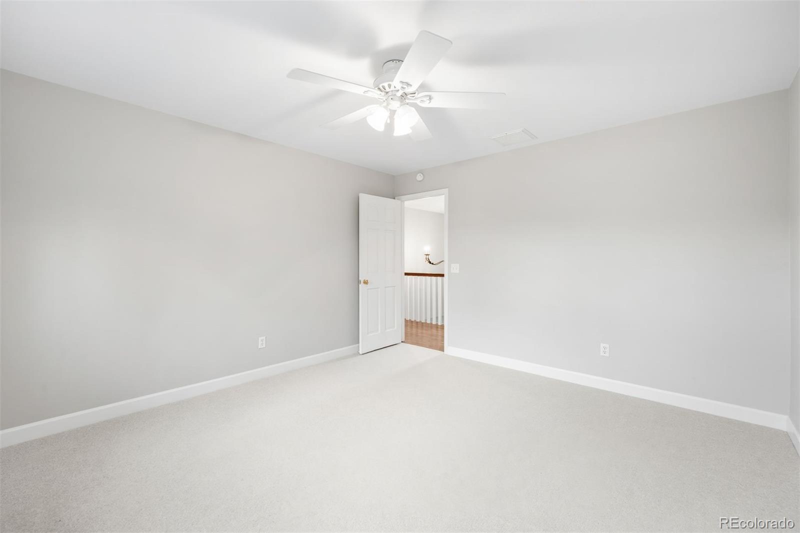 5832 S Geneva Street