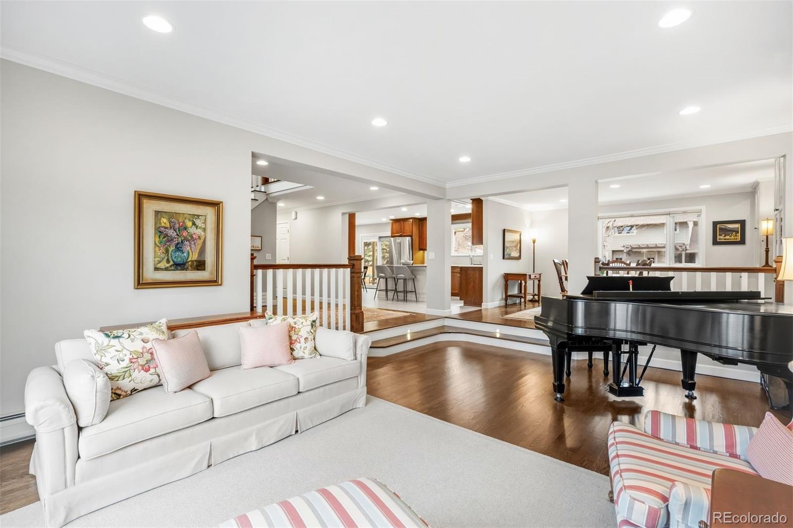 5832 S Geneva Street