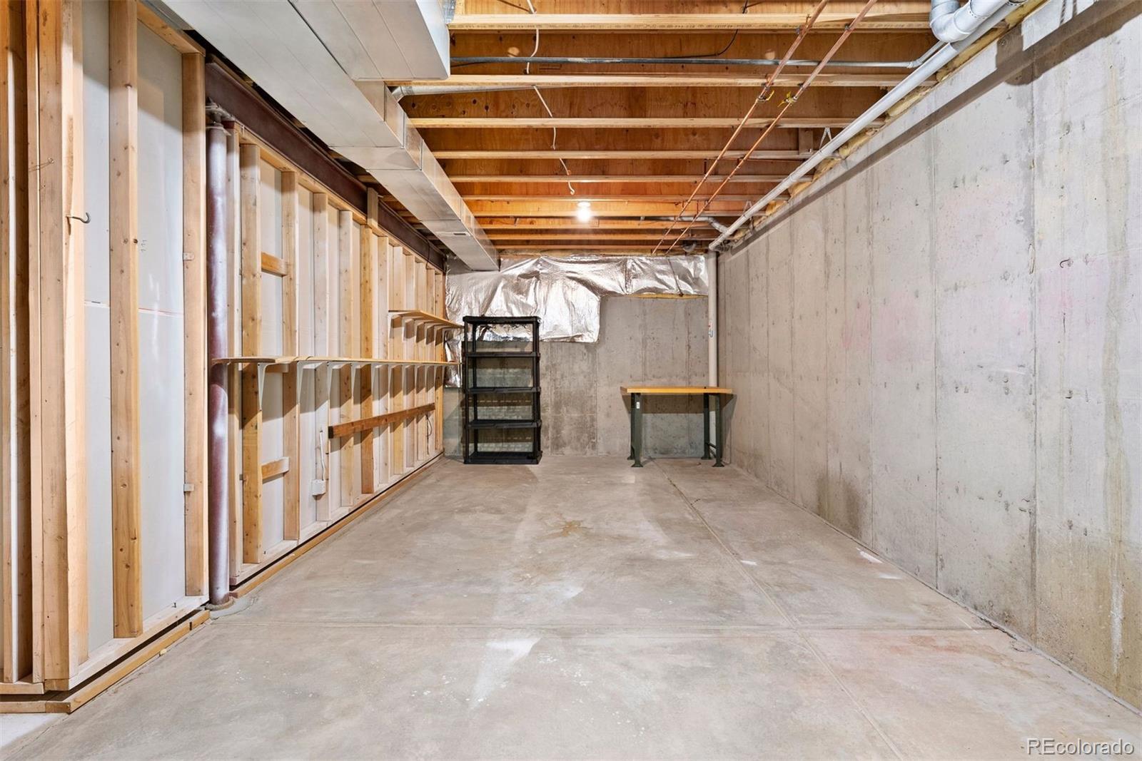 4212 E Orchard Place